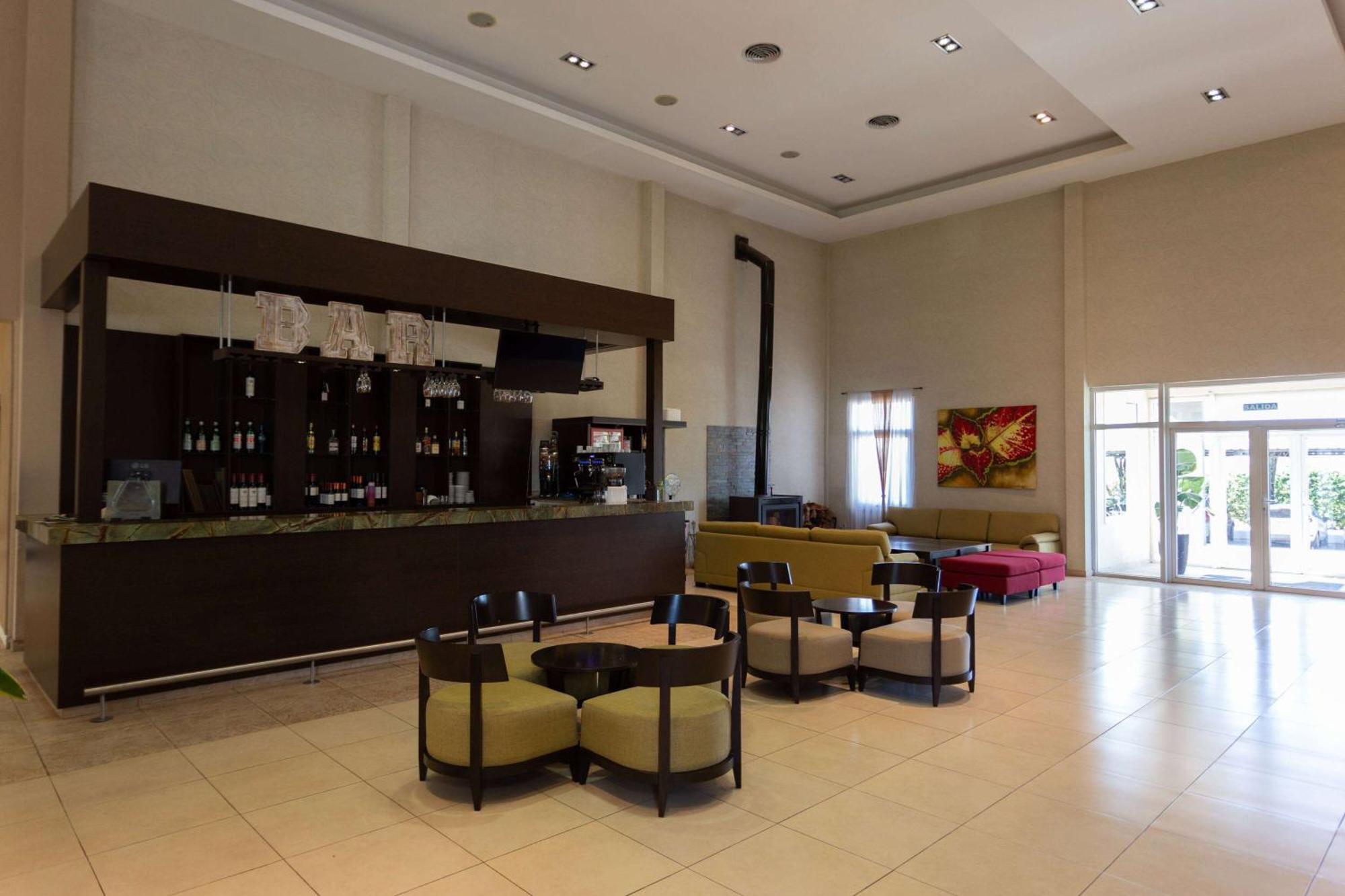 Howard Johnson Hotel & Resort Фунес Екстер'єр фото